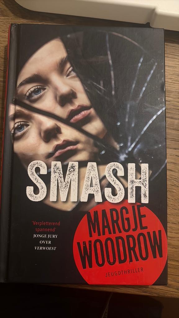 9789026154744 Smash Margje Woodrow, Ophalen of Verzenden