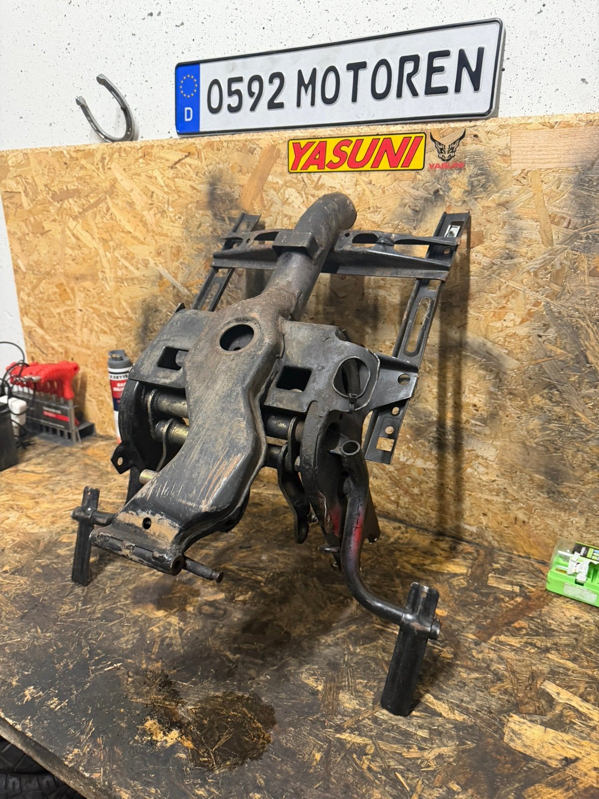 Piaggio skr swingarm + subframe nette staat, Ophalen, Zo goed als nieuw
