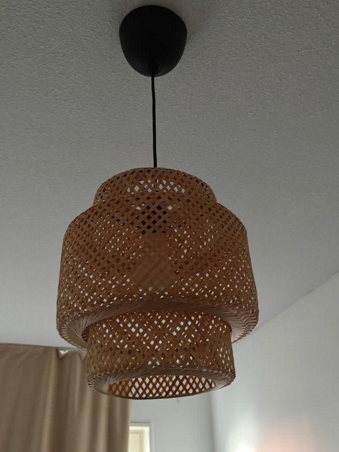 2 IKEA SINNERLIG hanglamp – bamboe – 50 cm- 30p/s, Ophalen, Zo goed als nieuw