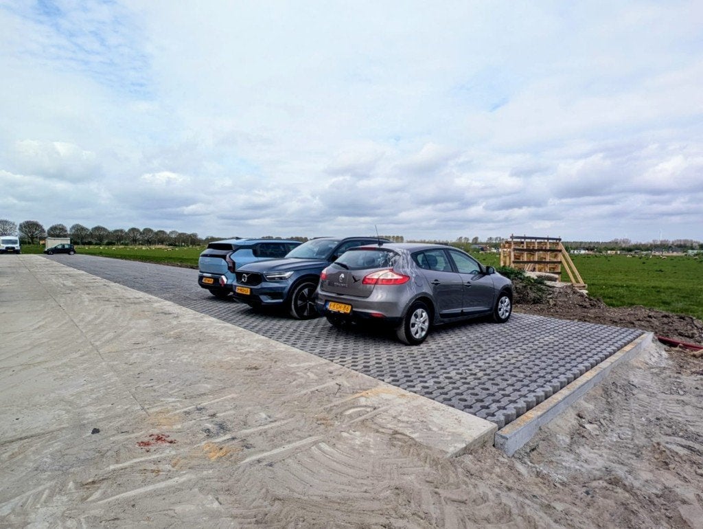 Buitenstallings camper / aanhanger Oosterwold, Almere, Caravans en Kamperen