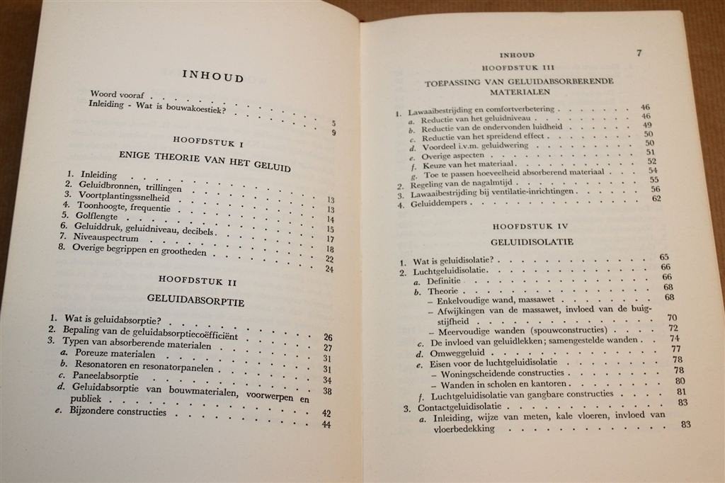 Bouwakoestiek in Kort Bestek — Isolatie en Akoestiek 1962, Ophalen of Verzenden, Gelezen, Bouwkunde