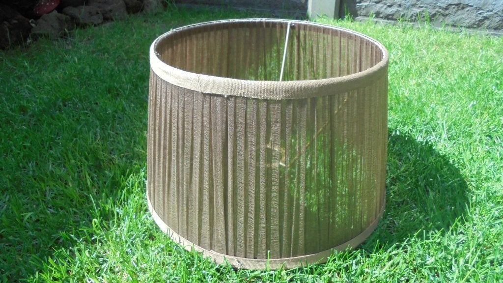 bruin, lampenkap, doorsnee 25-30H18,5cm, Huis en Inrichting, Lampen | Lampenkappen, Gebruikt, Rond, 18 cm, Textiel