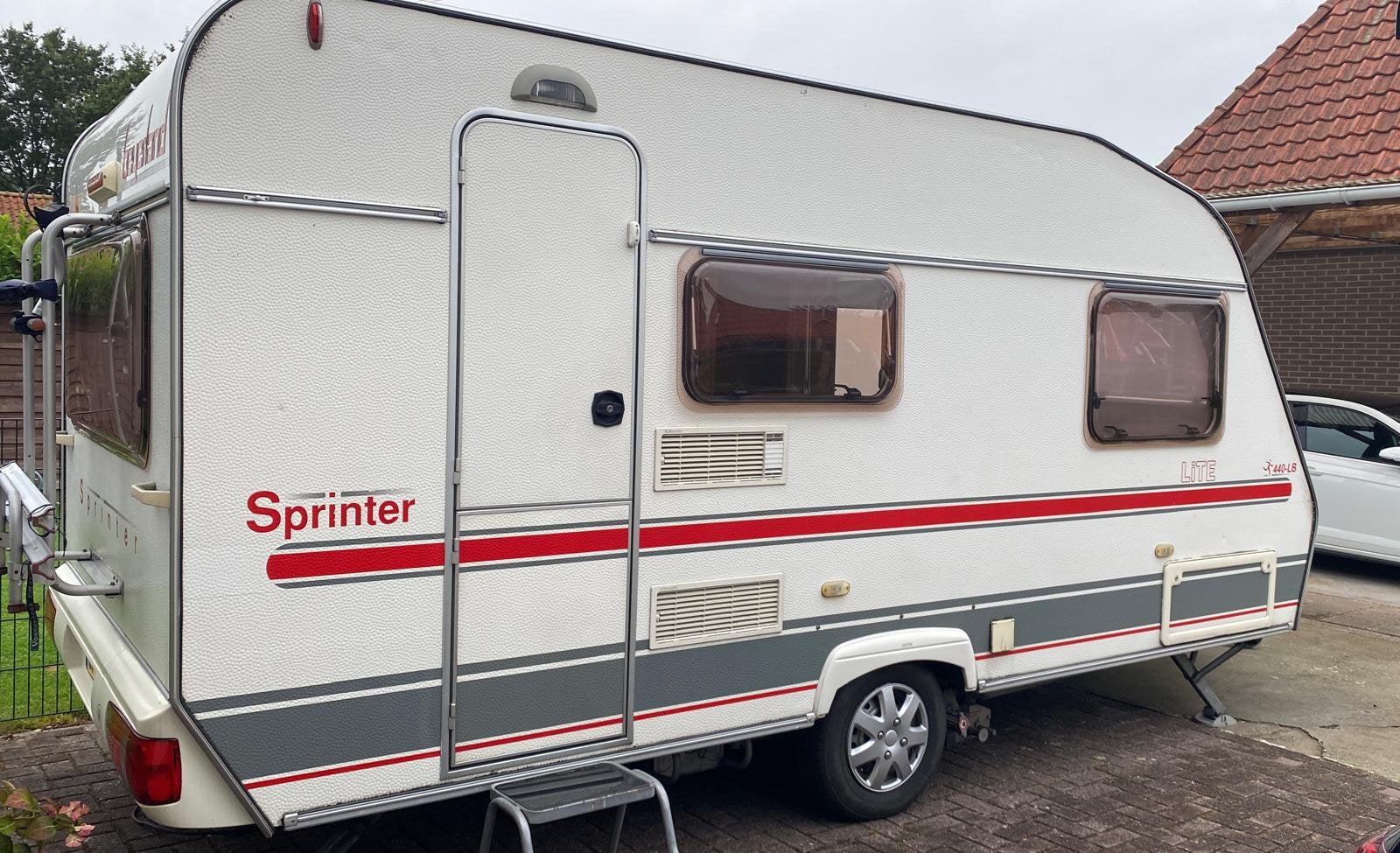 Beyerland 443 B caravan met mover, Frans bed, Treinzit, Particulier, Kachel