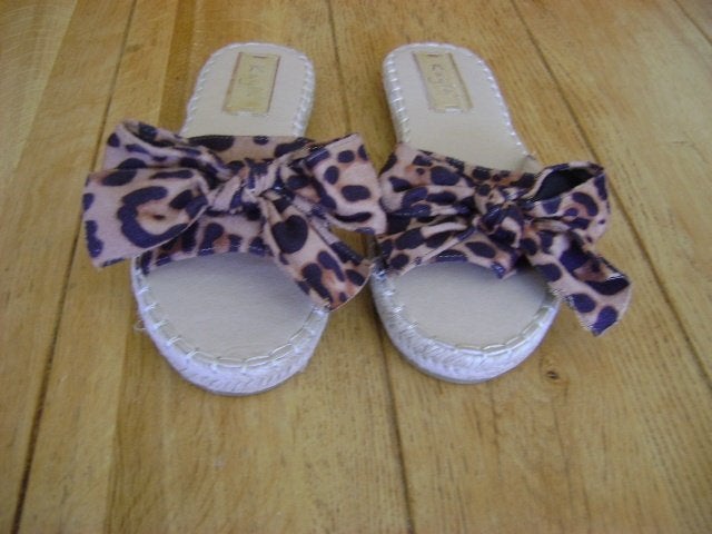 Nieuwe zwart/bruine Kayla espadrille slippers, maat 39, Kleding | Dames, Schoenen, Slippers, Bruin, Verzenden, Nieuw