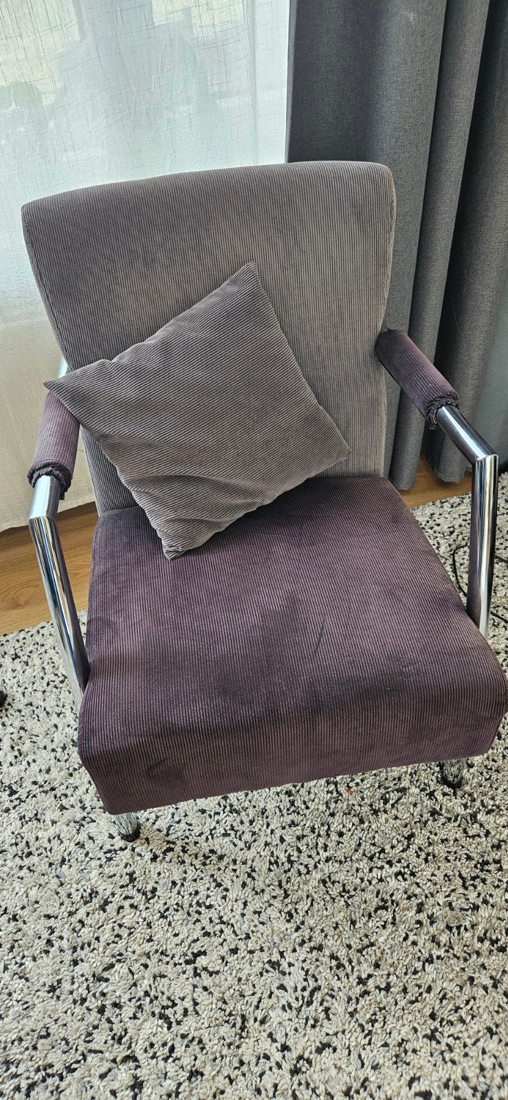 Twee comfortabele stoelen met armleuningen, Huis en Inrichting, Ophalen, Modern, Comfortabel, Gebruikt, Twee