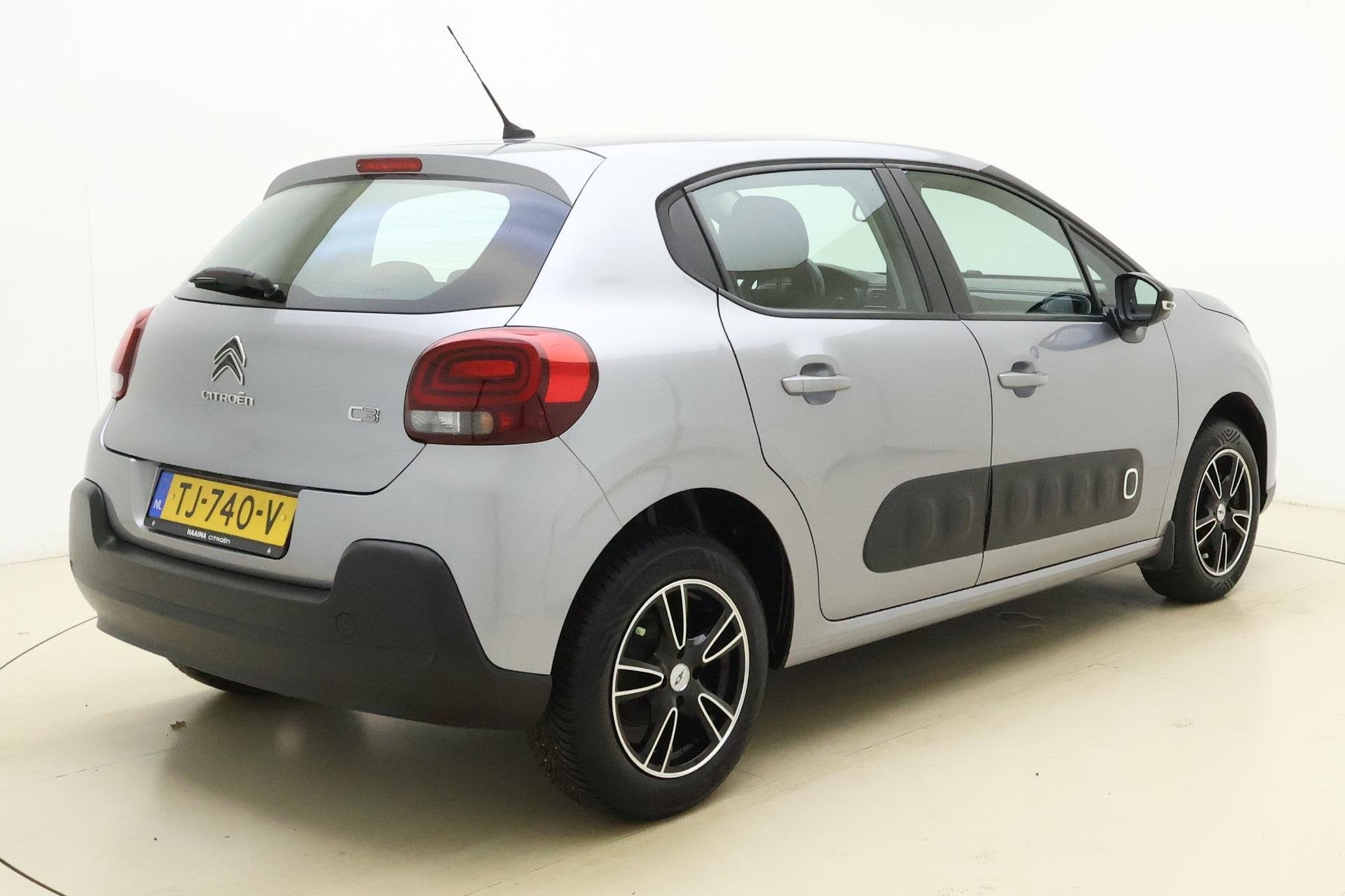 Citroen C3 1.2 PureTech S&S Feel | Climate control | Navigat, 12 maanden, Euro 6, 1199 cc, 82 pk