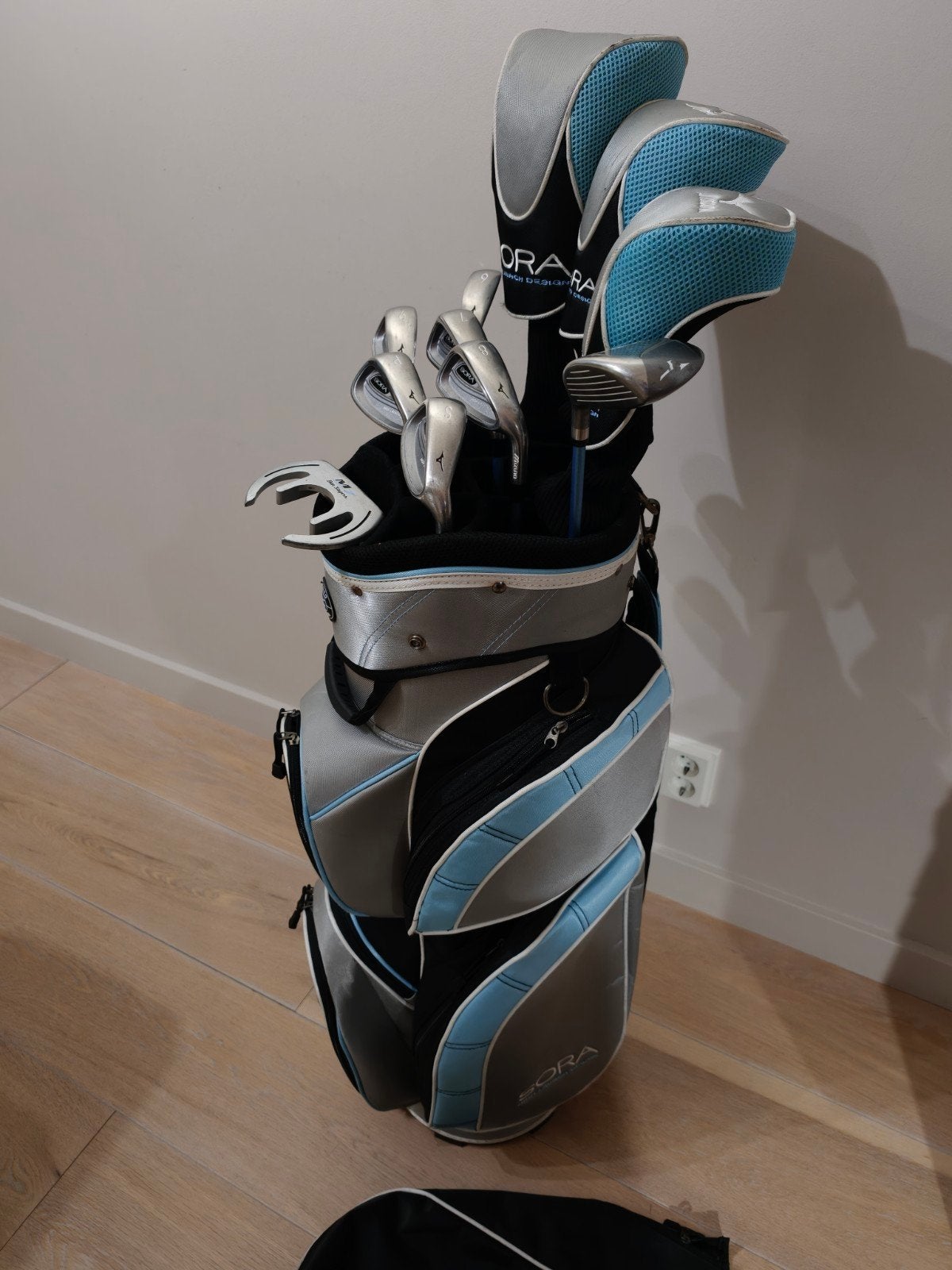 Foto 15 van Complete Luxe golfset dames Mizuno / als NIEUW + golftas