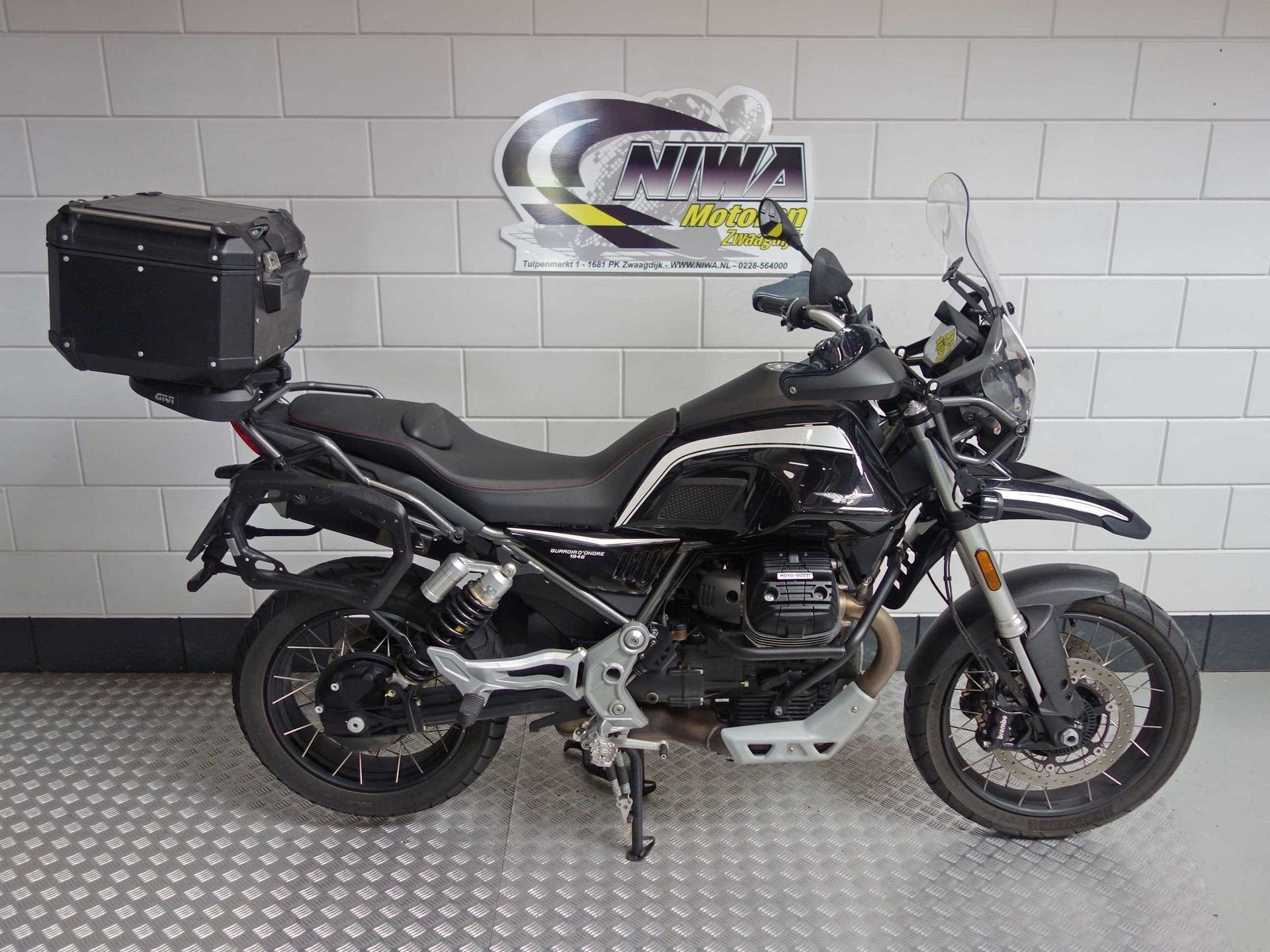 Moto Guzzi V85 TT Travel, Motoren, Meer dan 35 kW, Overig, Handvatverwarming, Gebruikt