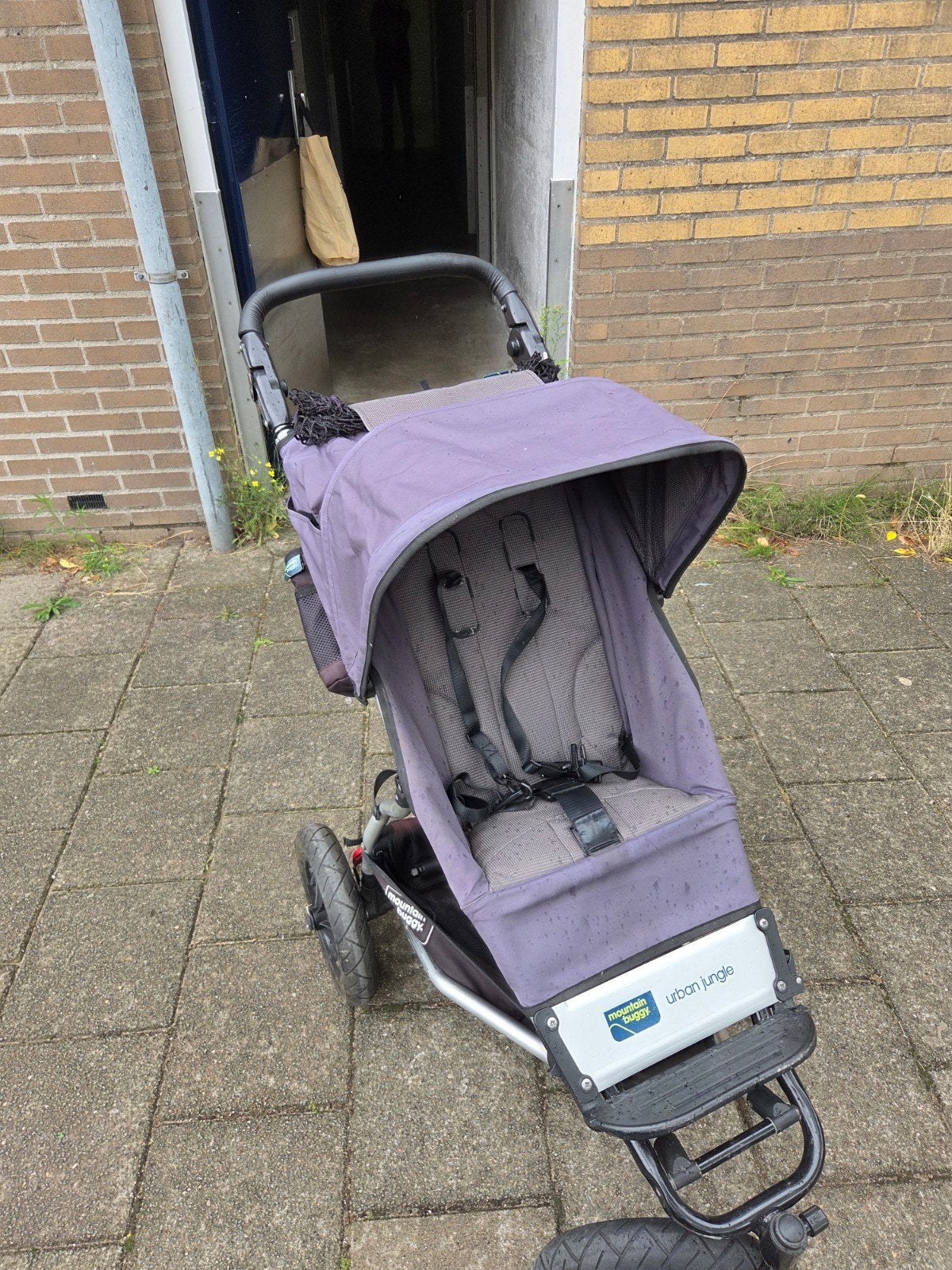 Mountain Buggy Urban Jungle, Ophalen, Gebruikt, Regenhoes