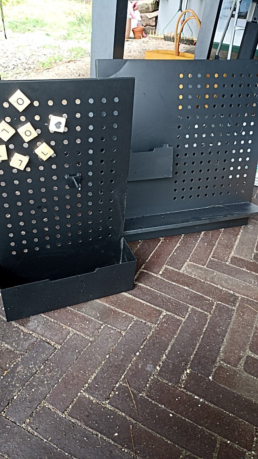 fotolijsten en metalen ophangborden, Ophalen