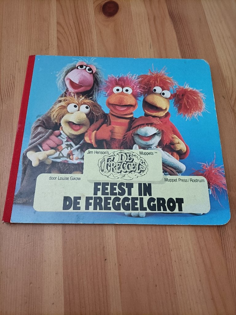Freggels feest in de freggelgrot, Ophalen of Verzenden, Zo goed als nieuw
