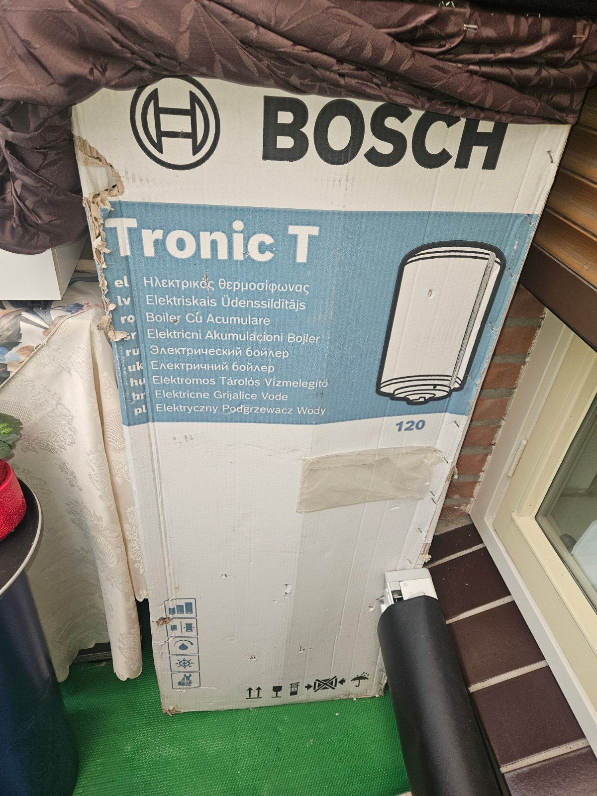 Bosch boiler voor warmtepomp, Doe-het-zelf en Verbouw, 100 liter of meer, Ophalen of Verzenden, Boiler, Minder dan 3 jaar oud