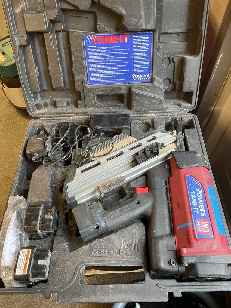 Powers Trak-It W3 3402H Gas Spijkerpistool met Accu, Ophalen of Verzenden, Gebruikt