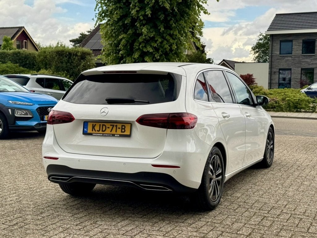 Mercedes-Benz B-Klasse 200 163PK Luxury Line Stoel/stuurverw, 745 kg, Gebruikt, Euro 6, 4 cilinders
