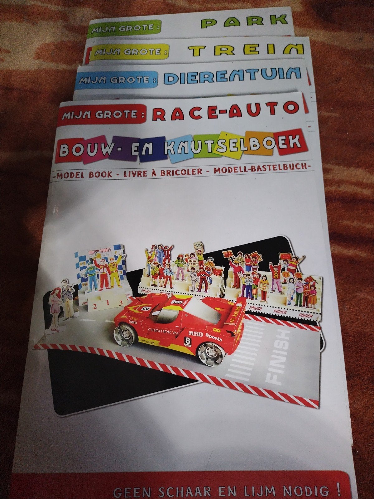 4x bouw&knutsel boeken, Ophalen of Verzenden, Nieuw, Bouwen
