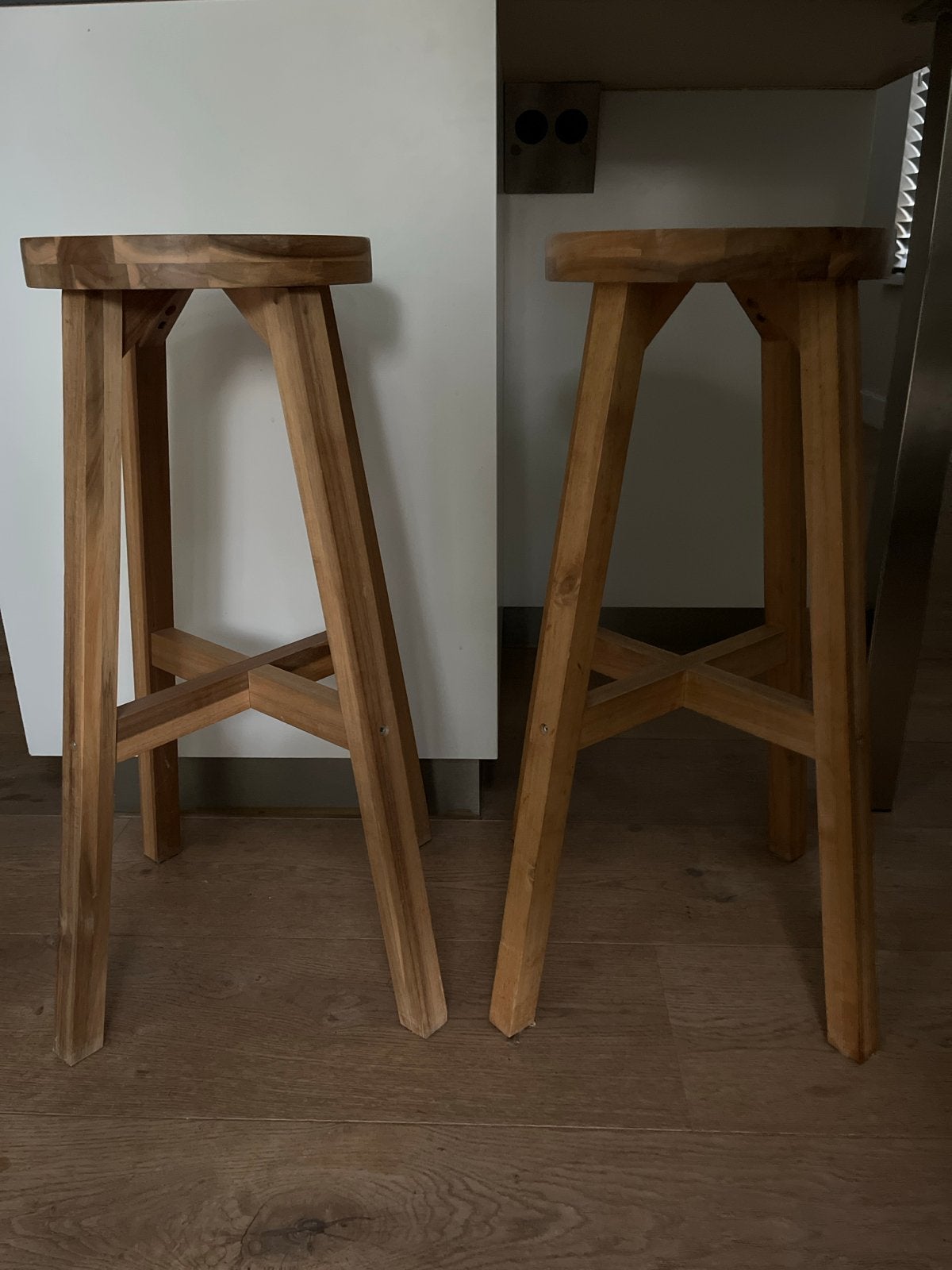 IKEA barkrukken (2 stuks) SKOGSTA, Ophalen, Gebruikt, Met voetsteun, 60 tot 90 cm