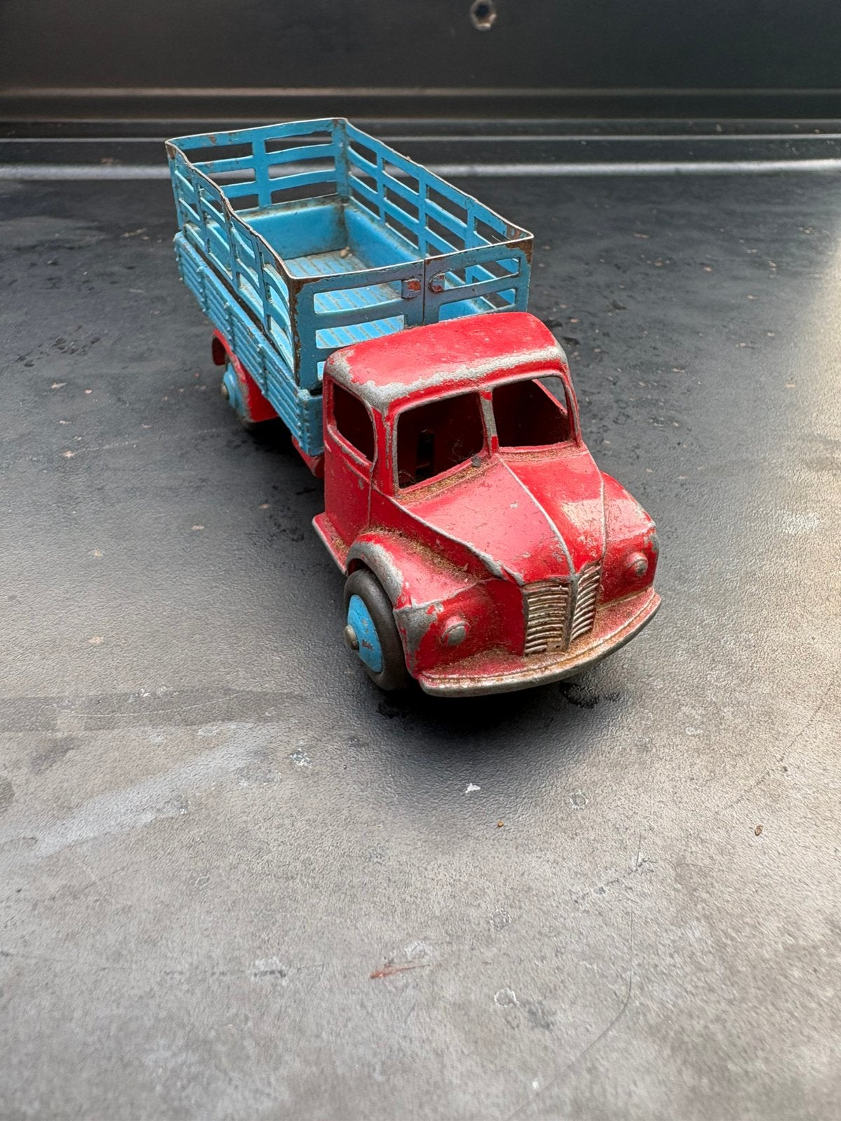 vintage Dinky Toys 343 Dodge Farm Produce Wagon jaren 50, Verzamelen, Ophalen of Verzenden, Gebruikt