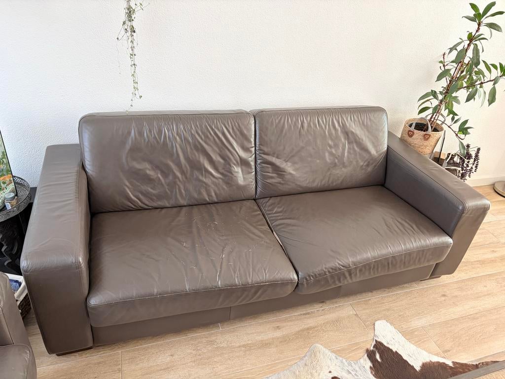 GRATIS Comfortabele bruine leren bank - 2,5-zits, Ophalen, Gebruikt, 150 tot 200 cm, Tweepersoons