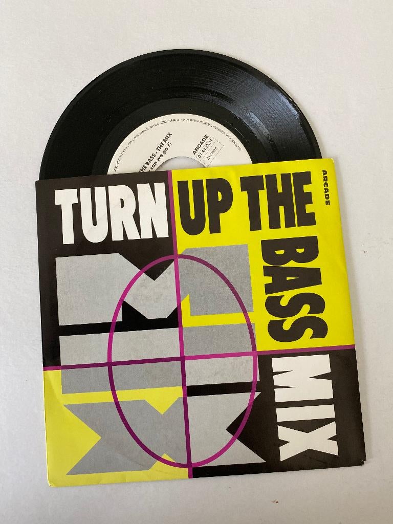 Various – Turn Up The Bass "The Mix"(1990), Cd's en Dvd's, 1990 - 1999, 7 inch, Single, Dance