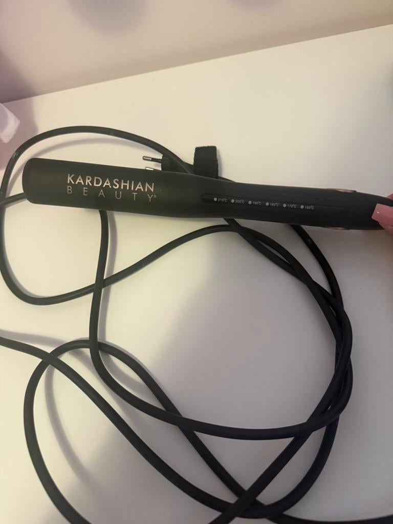 Chi Kardashian Beauty 1'' Keramische Stijltang Iron, Ophalen of Verzenden, Zo goed als nieuw, Krultang of Stijltang