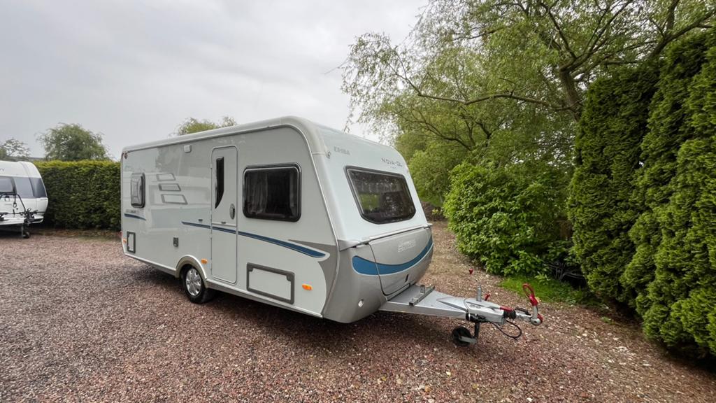 Eriba  nova 465 GL , mover , voortent ,2008, Mover, Rondzit, Bedrijf, Eriba