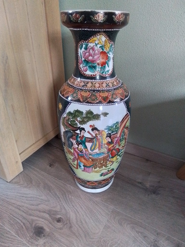 Chinese vaas, Antiek en Kunst, Antiek | Vazen, Ophalen of Verzenden