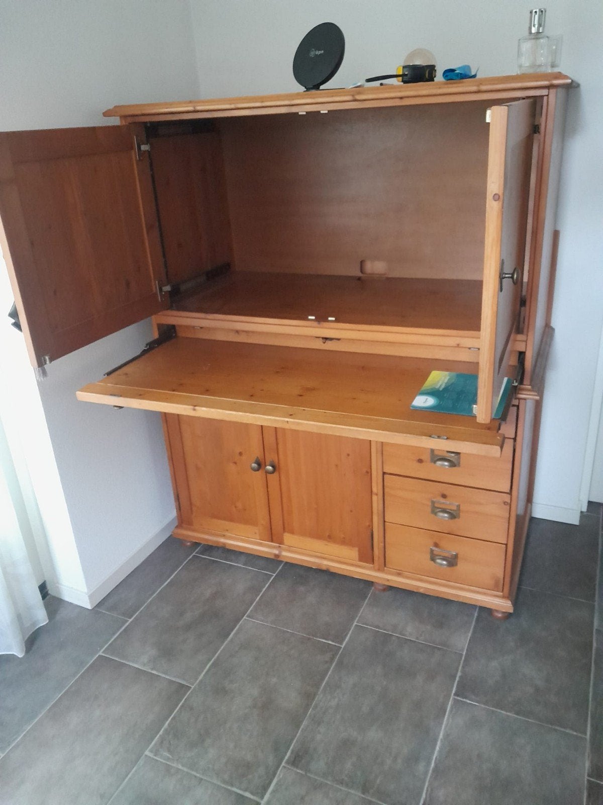 computerkast, Ophalen, Gebruikt, 100 tot 150 cm, Landelijke/Klassieke stijl