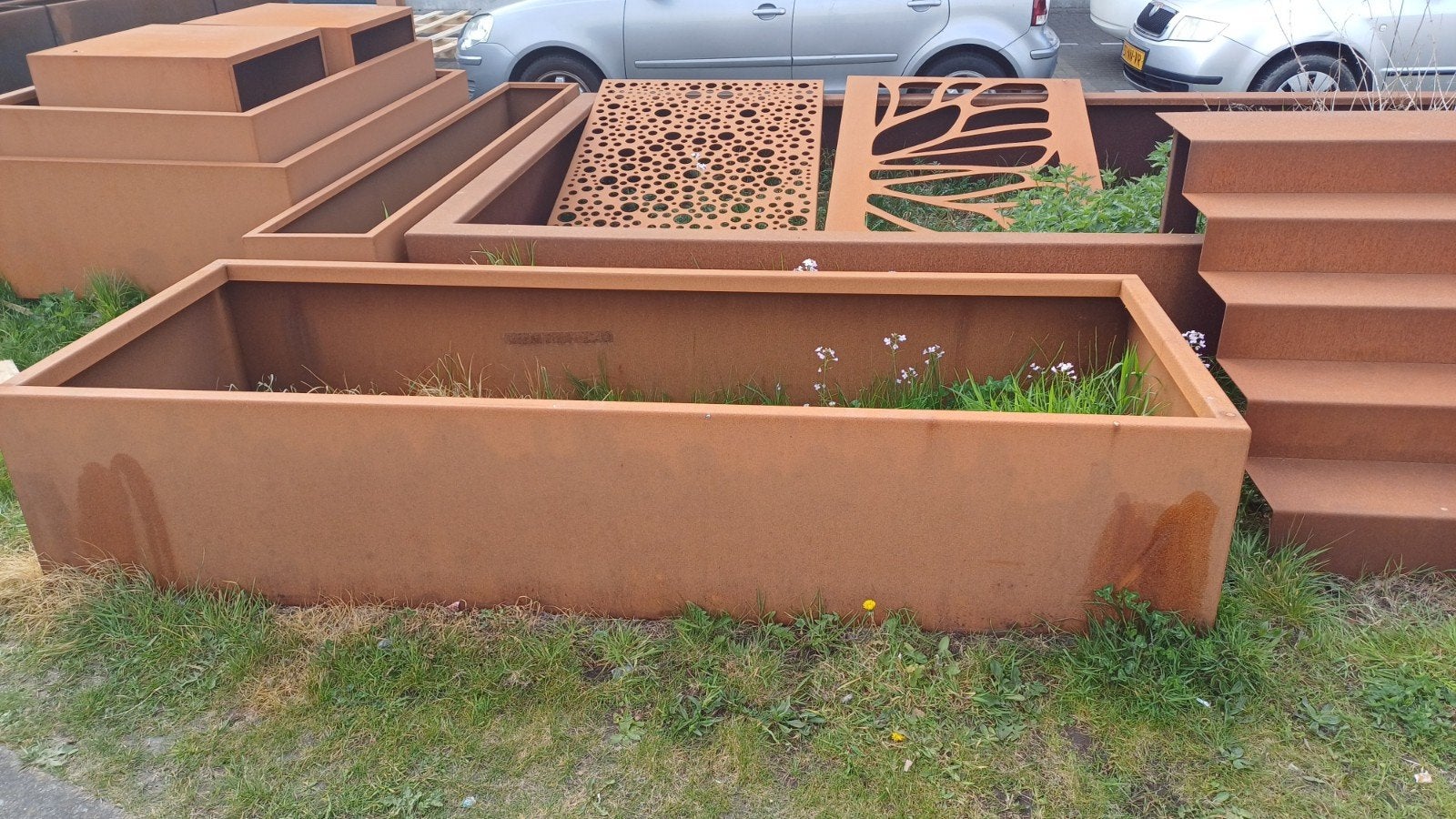 Diverse Corten Plantenbakken en Corten Trap. Diverse prijzen, Ophalen, Gebruikt, Metaal, Balkon