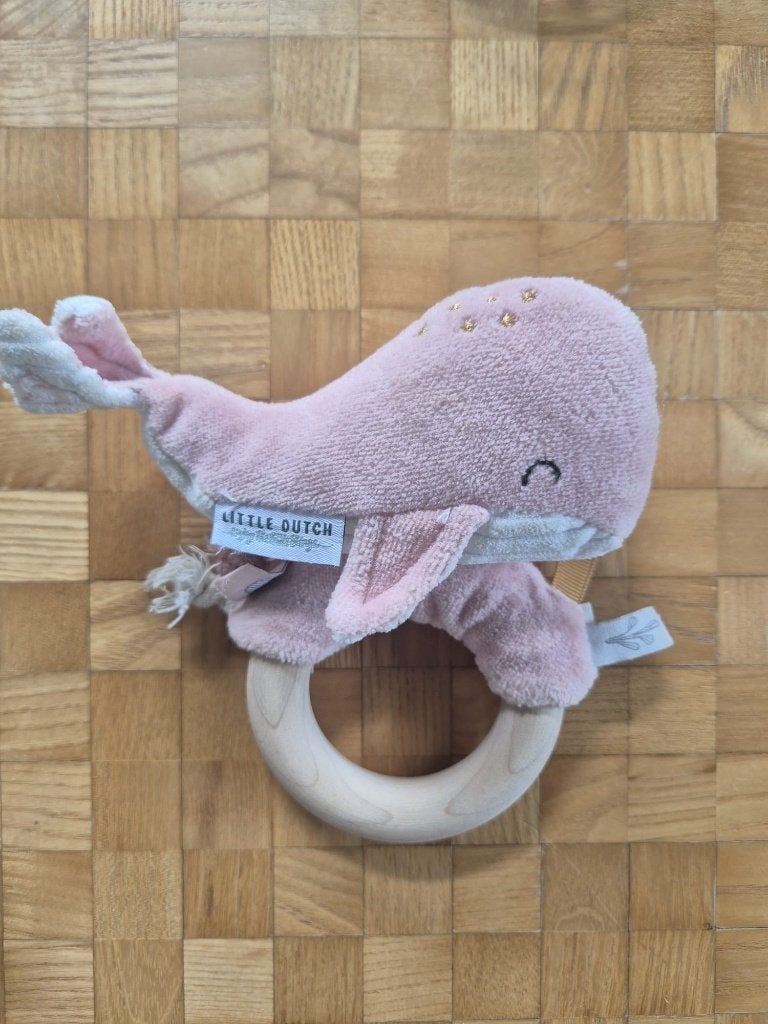 Little Dutch walvis rammelaar (Ocean Pink collectie), Ophalen of Verzenden, Zo goed als nieuw, Rammelaar