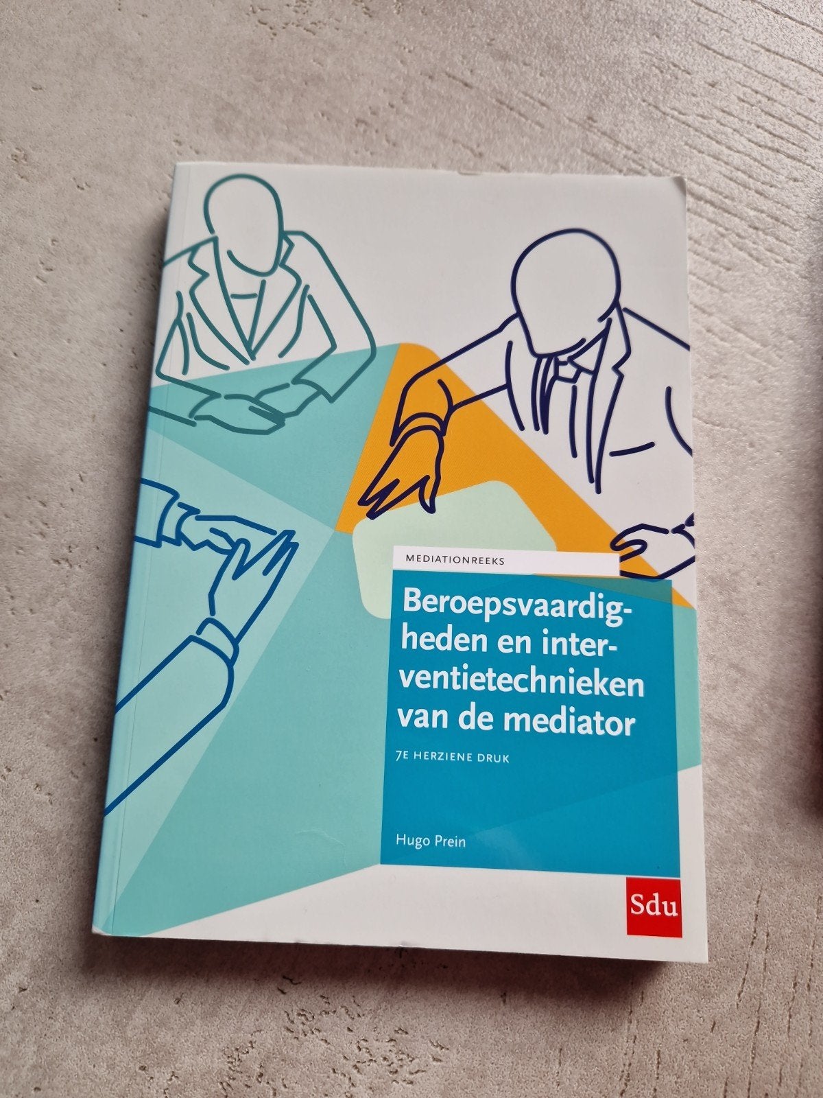 Beroepsvaardigheden en interventietechnieken van de mediator, Ophalen of Verzenden, Beta, Zo goed als nieuw, HBO