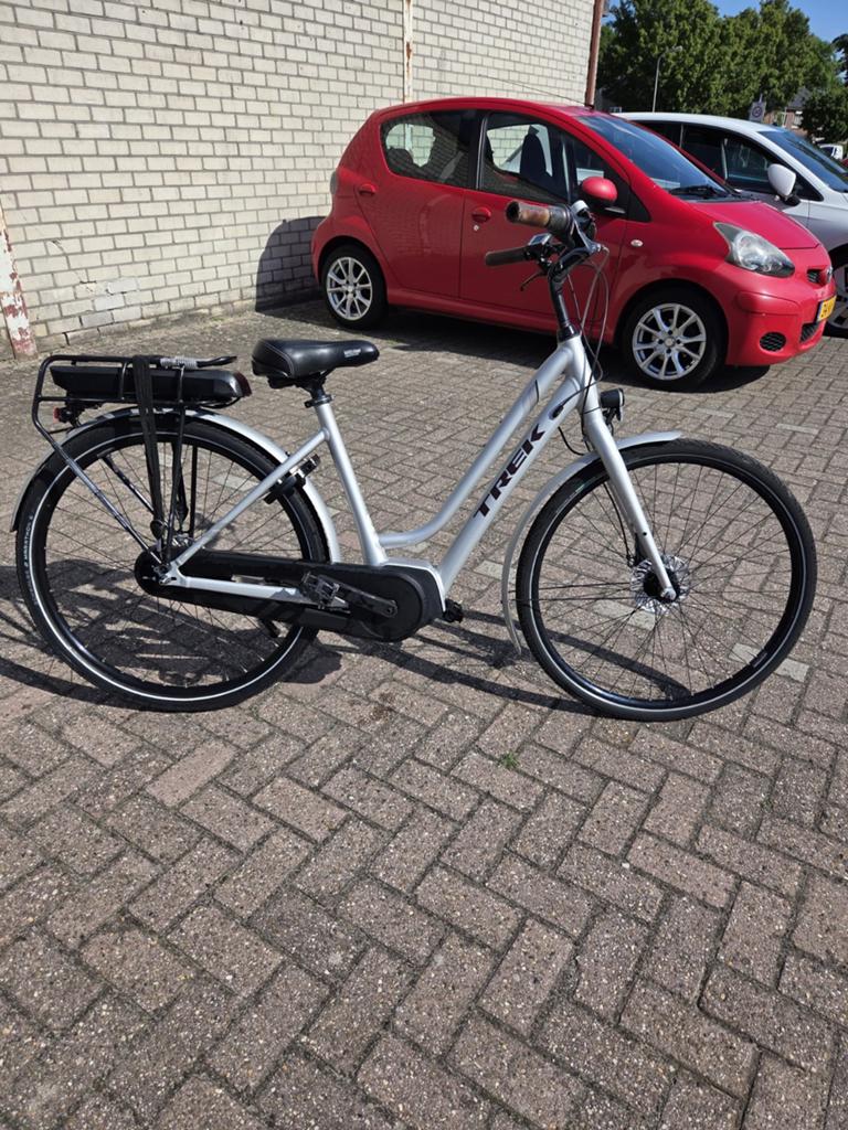 Trek elektrische damesfiets 28inch Bosch middenmotor, Fietsen en Brommers, Elektrische fietsen, Zo goed als nieuw, 51 tot 55 cm
