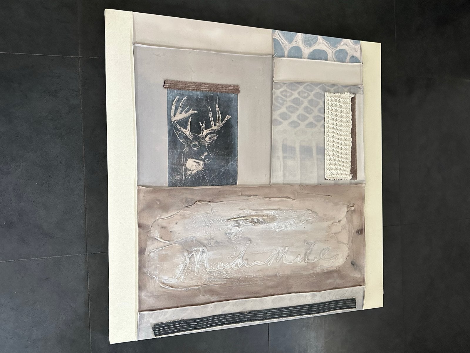 Uniek Mixed Media Kunstwerk met Hert en Textuur, Ophalen of Verzenden, Dieren, Gesigneerd, Gemengde techniek