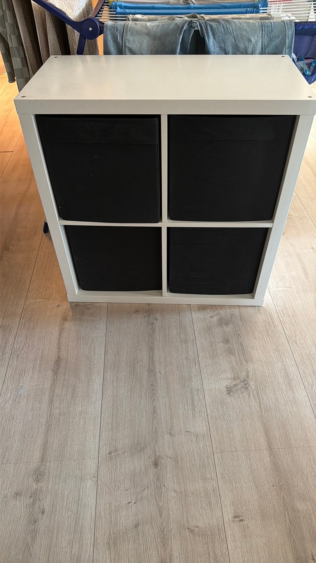 Ikea kast met 4 grote vakken, Ophalen, Zo goed als nieuw