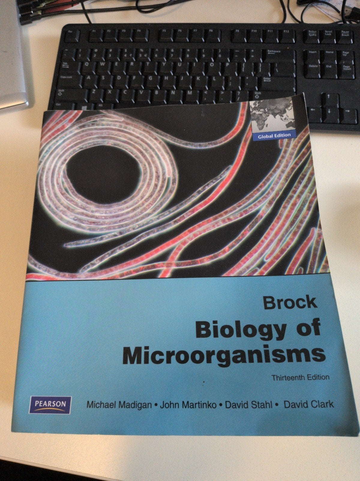 Brock Biology of Microorganisms & Campbell Biology, Zo goed als nieuw, Michael Madigan, John Martinko, David Stahl, David Clark