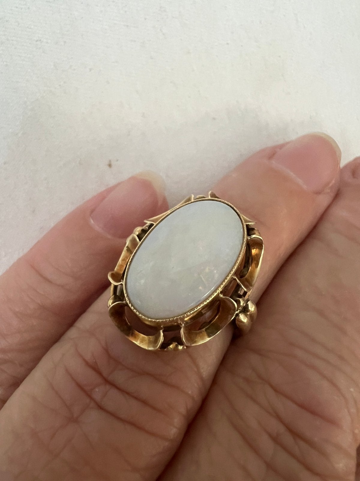 Vintage gouden ring met opal 14K, Antiek en Kunst, Ophalen, Goud