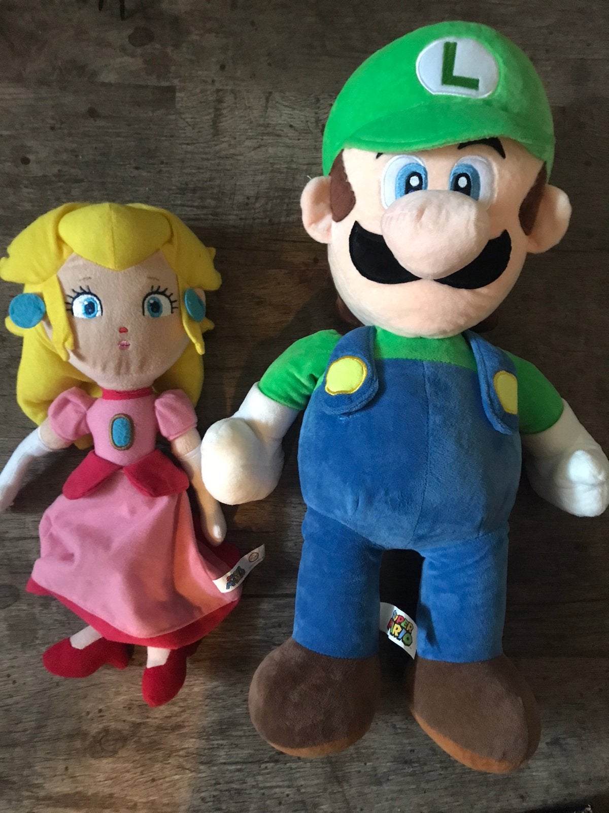 Peach & Luigi knuffel Super Mario Bros samen €9,99, Groen, Overige typen, Ophalen of Verzenden, Zo goed als nieuw