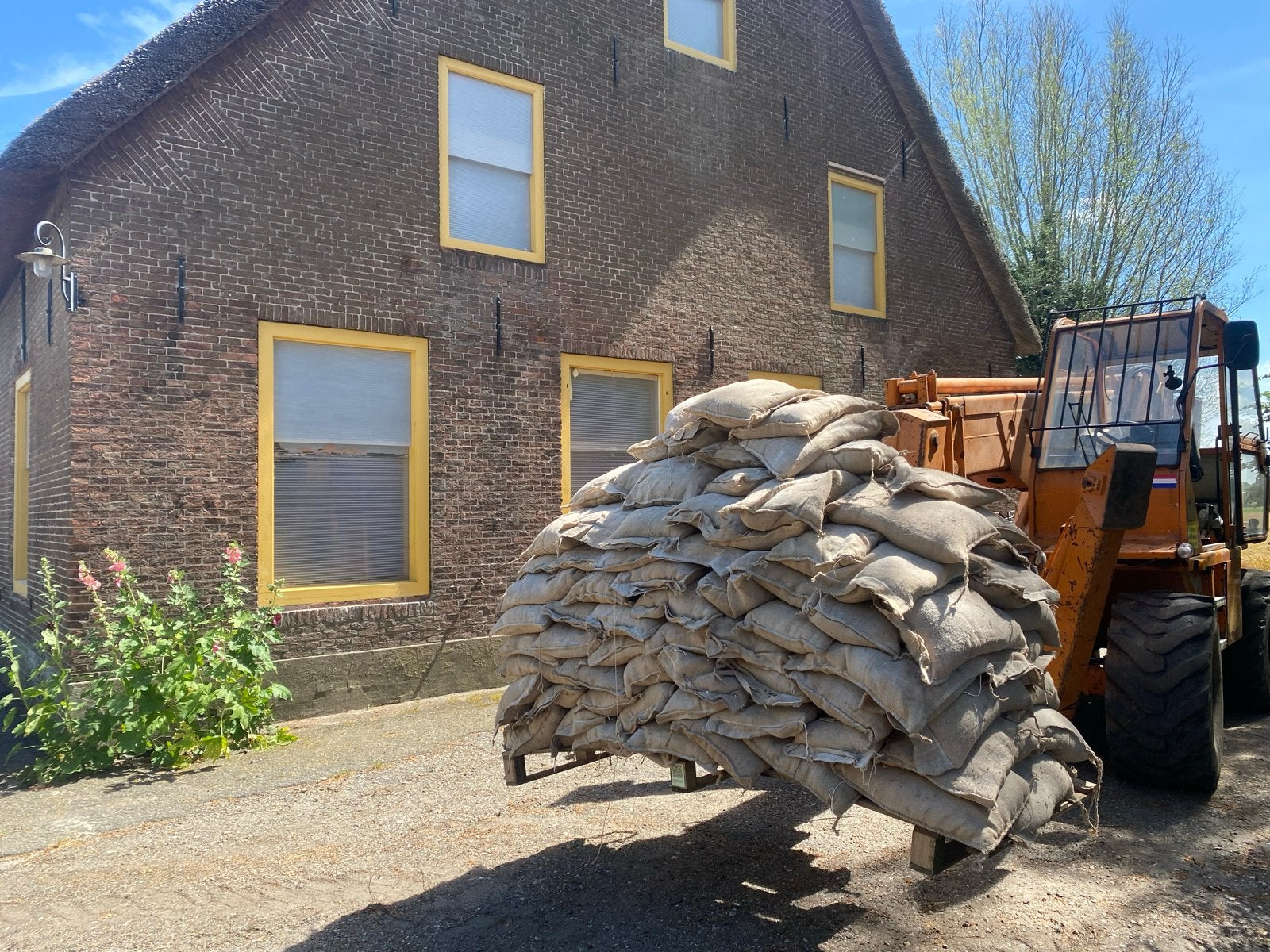 Perliet, potgrondmengsels of als isolatiemateriaal., Ophalen
