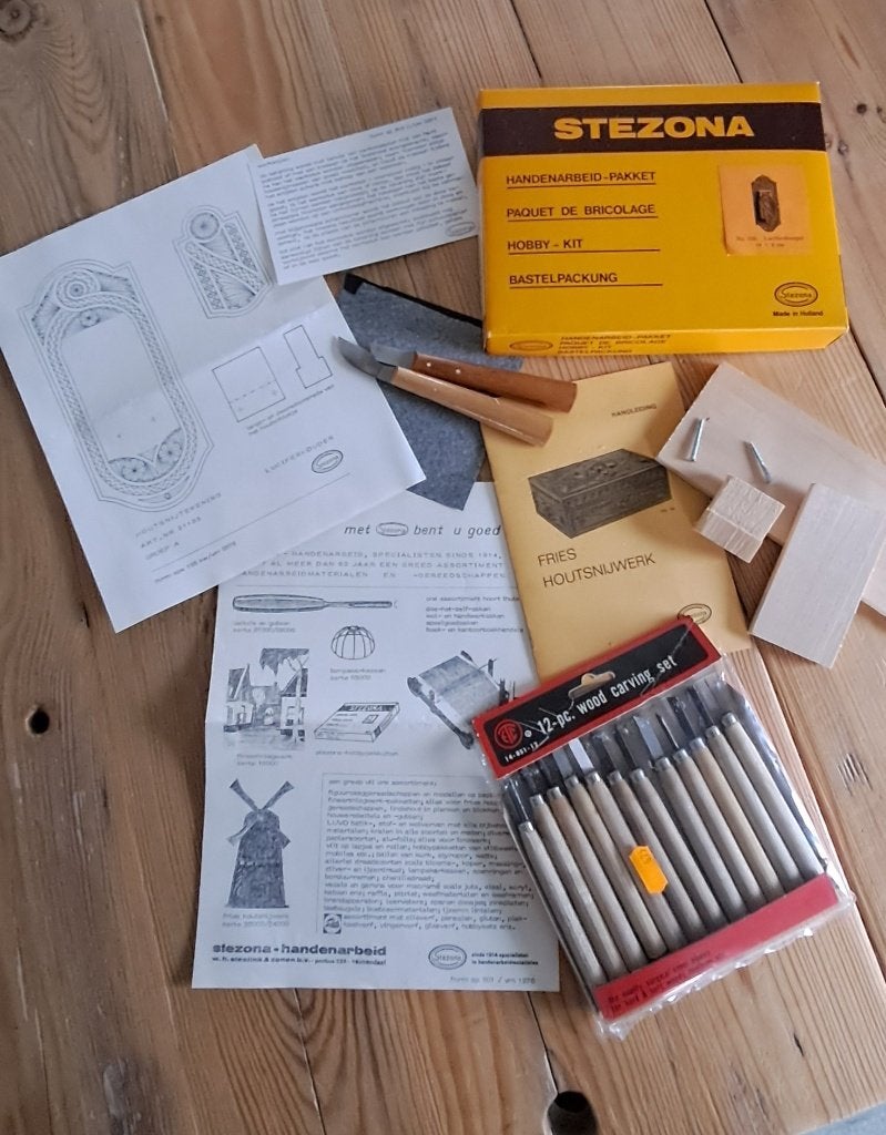 Fries houtsnijwerk met houtsnijset, Ophalen, Overige materialen, Houtsnijwerk