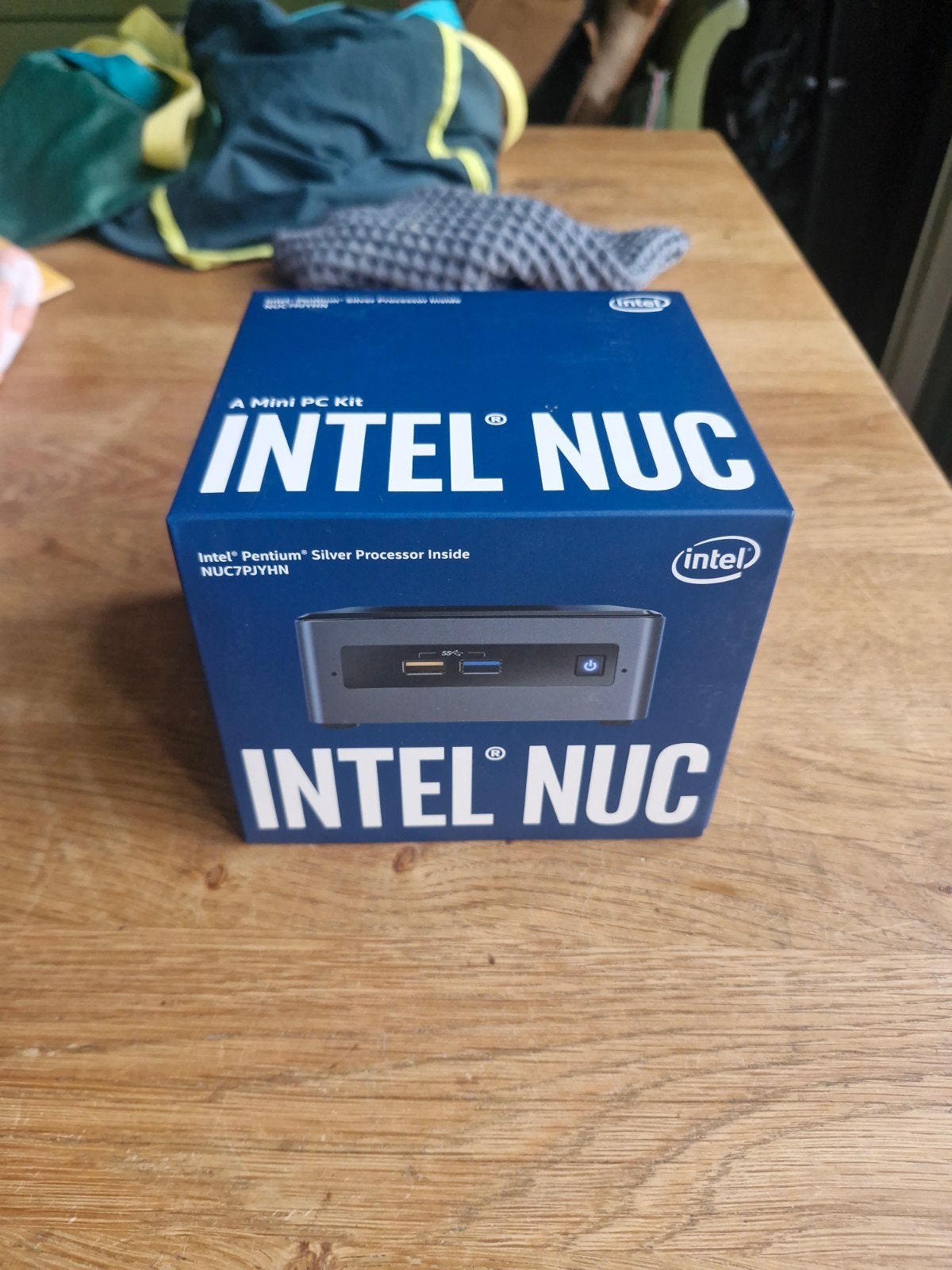 Intel NUC, Computers en Software, Ophalen, 2 tot 3 Ghz, Intel, Zo goed als nieuw