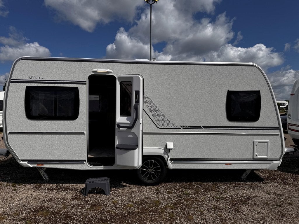 Fendt Apero 495 SFB 2027 BLACKLINE ACTIE MOVER + THULE LUIFE, Caravans en Kamperen, Standaardzit, Overige typen, Bedrijf, Schokbreker