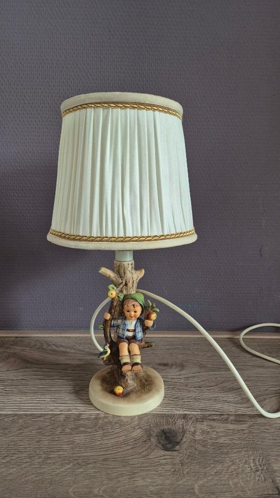 Vintage Hummel beeldjes en lampje - Gebruikt, Ophalen of Verzenden, Gebruikt, Hummel