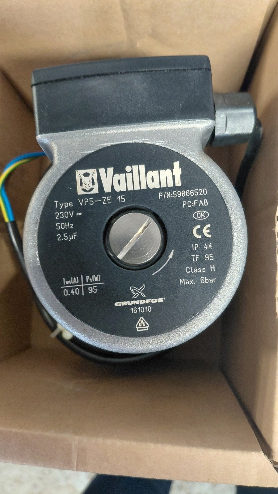 Vaillant CV-pomp Grundfos VP5-ZE 15 voor VHR 24-28, Doe-het-zelf en Verbouw, Ophalen of Verzenden