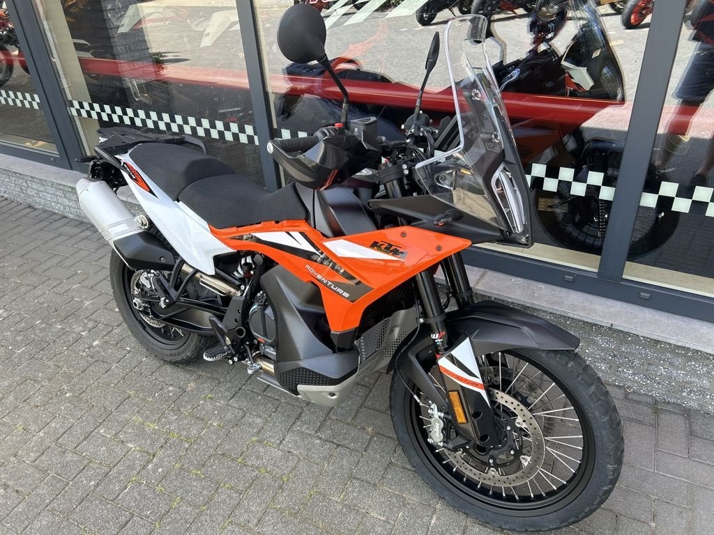 KTM 890 ADVENTURE 2024, Bedrijf, Toermotor