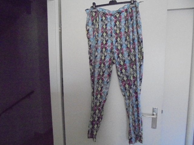 Luchtige broek maat 48, Zwart, Maat 46/48 (XL) of groter, Ophalen of Verzenden, Zo goed als nieuw