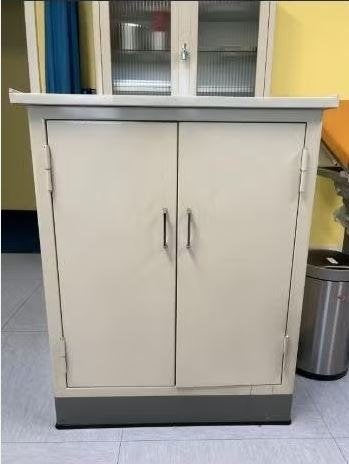 vintage BAISCH metaal kast dokter industrieel mid-century, Ophalen
