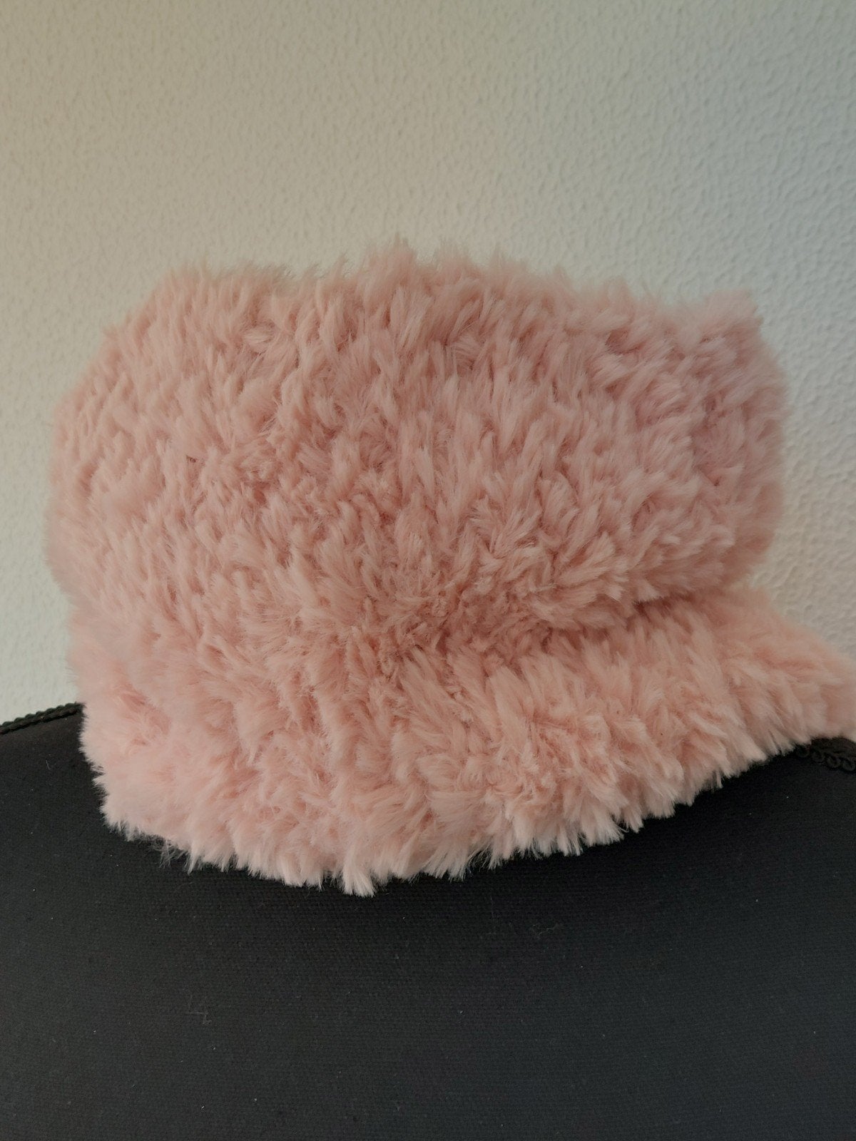 Roze Faux Fur Sjaal - Zacht en Warm, Kleding | Dames, Handgemaakt, Ophalen of Verzenden, Nieuw, Sjaal
