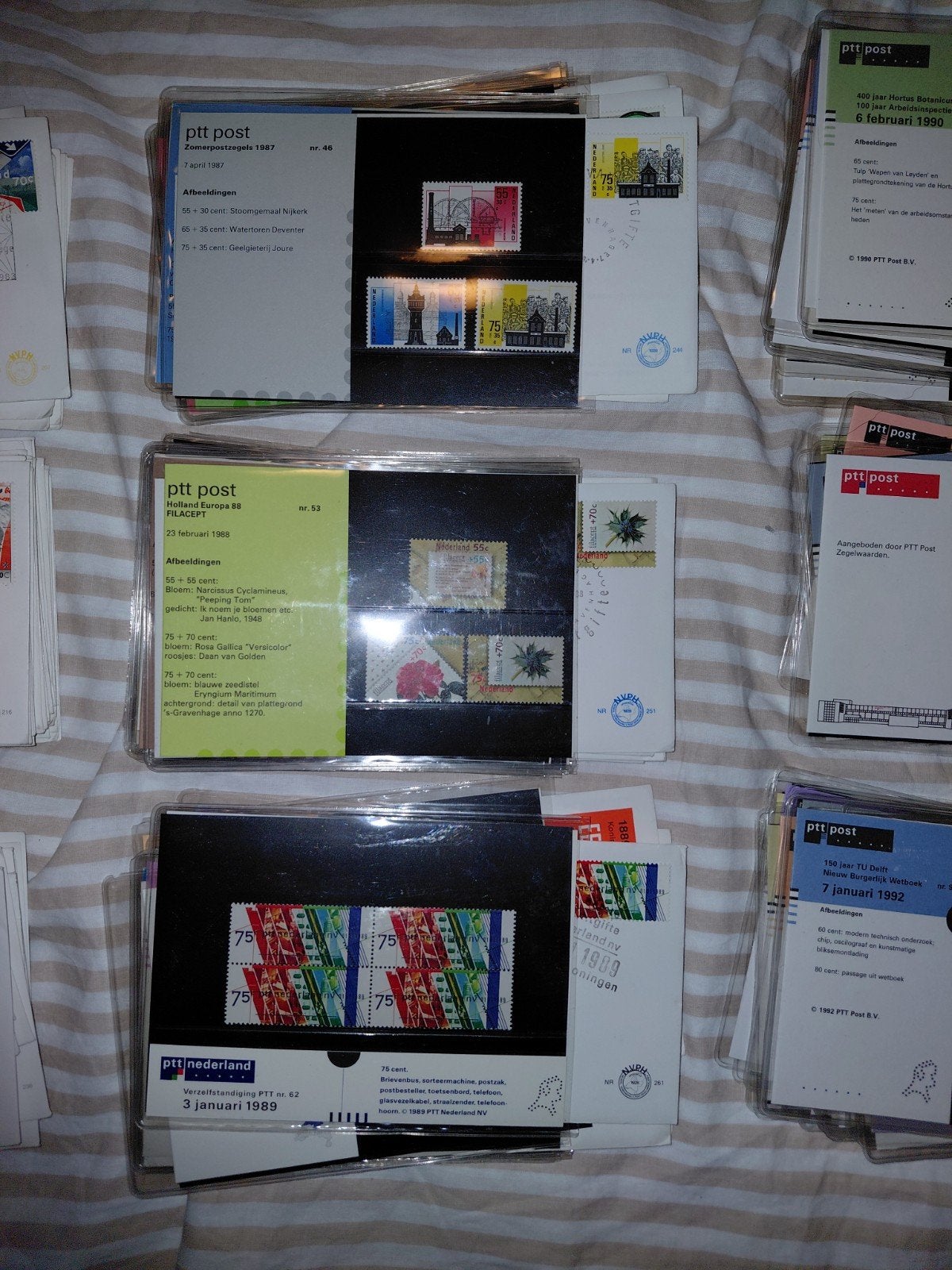 Postzegelmapjes van 1983 tm 1993 en Eerste dag enveloppen, Postzegels en Munten, Postzegels | Nederland, Ophalen, Na 1940, Postfris