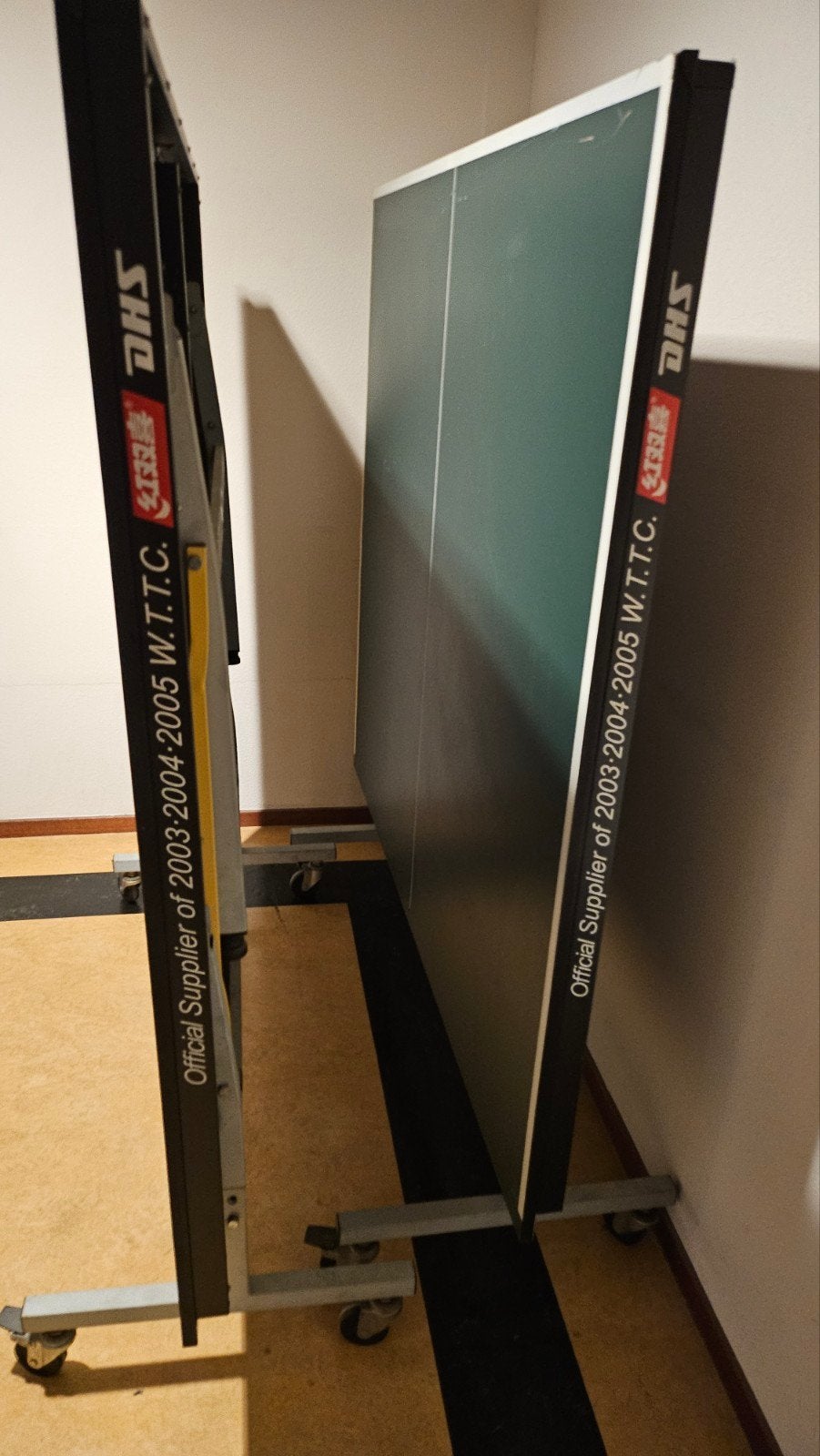 DHS Tafeltennistafel - Inklapbaar en Verrijdbaar, Ophalen, Gebruikt, Tafel Indoor, Inklapbaar
