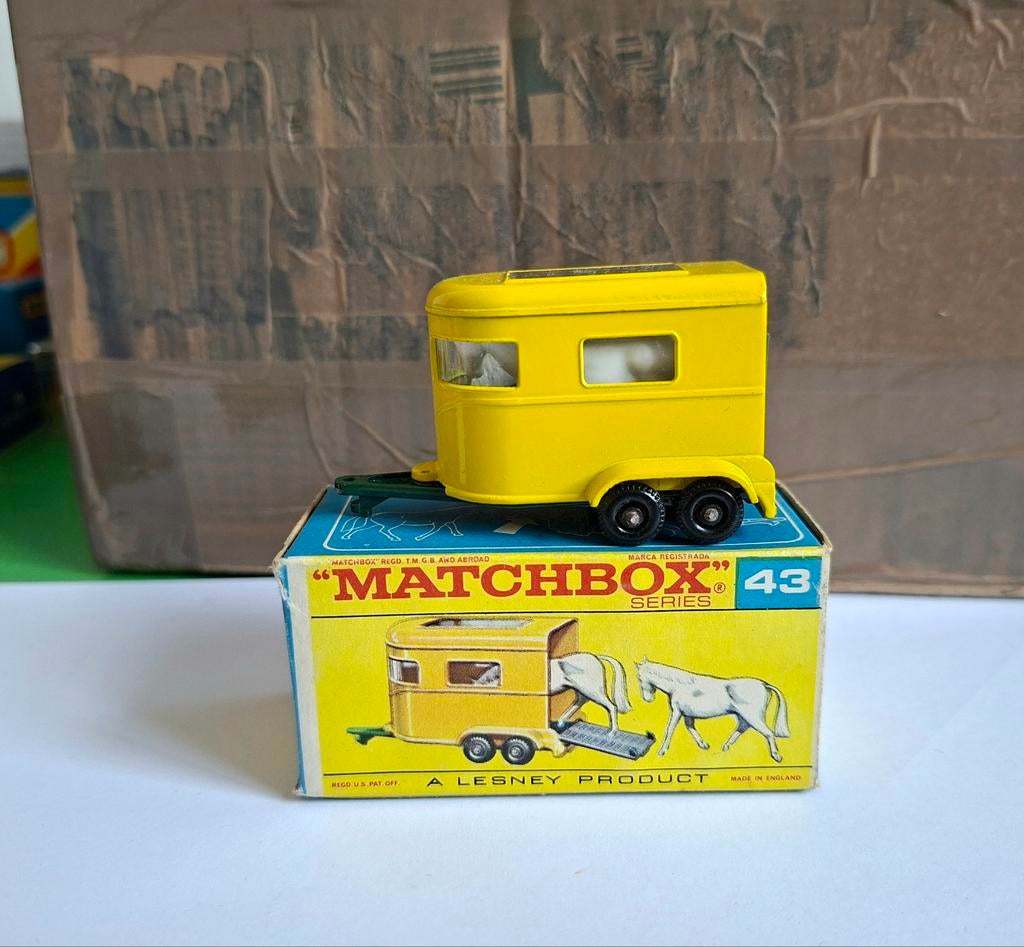 Matchbox 43 pony trailer, Ophalen of Verzenden, Zo goed als nieuw, Bus of Vrachtwagen, Matchbox