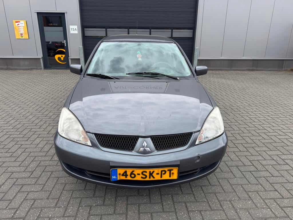 Mitsubishi Lancer Station Wagon 1.6 Inform, Voorwielaandrijving, Gebruikt, 4 cilinders, Metallic lak